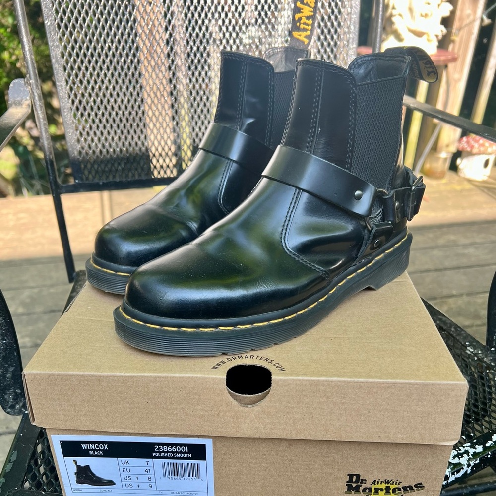 Dr Martens Wincox slip on Moto boot. 41 L9/M8. Gently worn. Come with orig box.